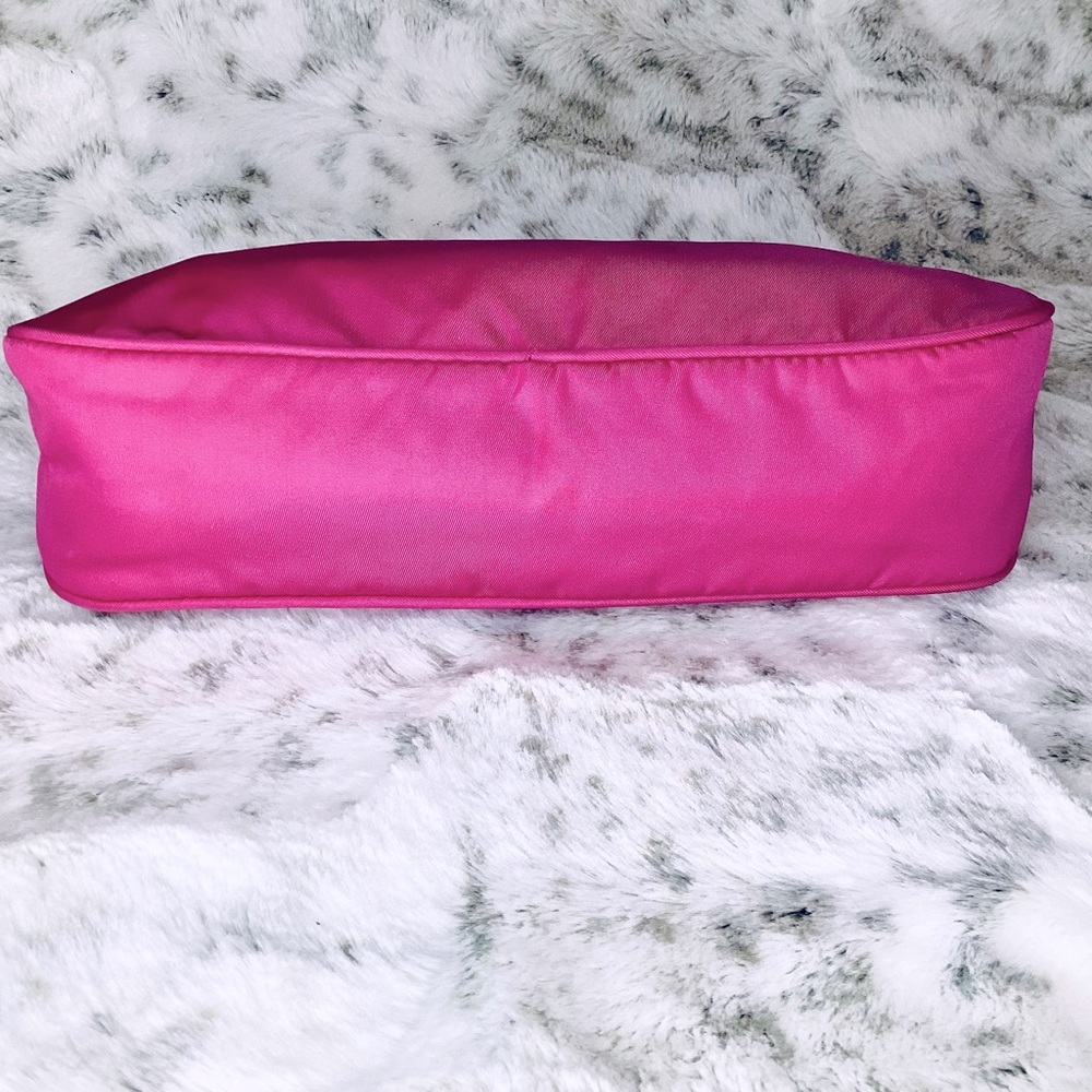 PRADA Tessuto Nylon Sport Pochette - Picture 2 of 10